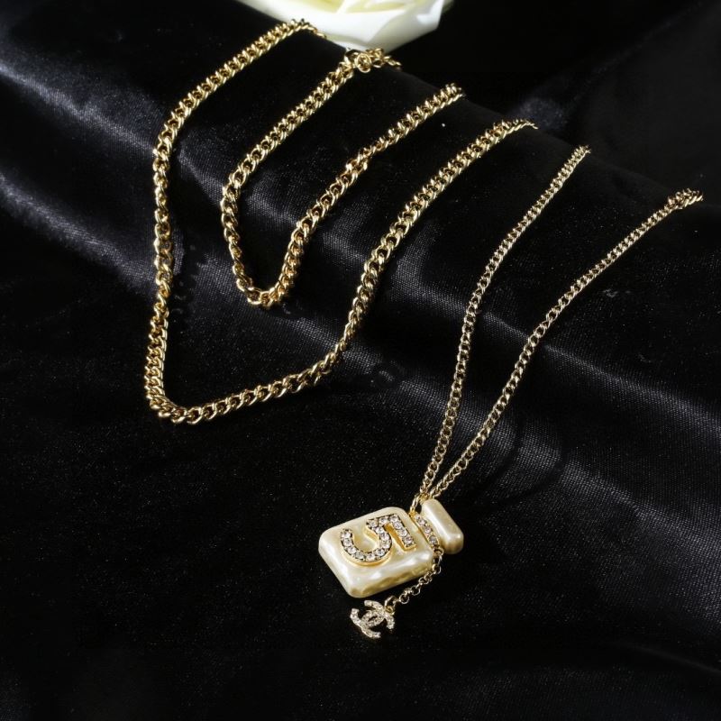 Chanel Necklaces